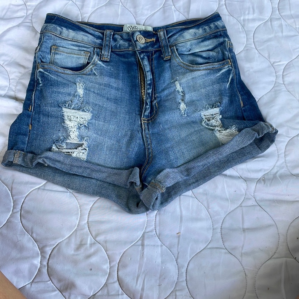 Medium wash shorts